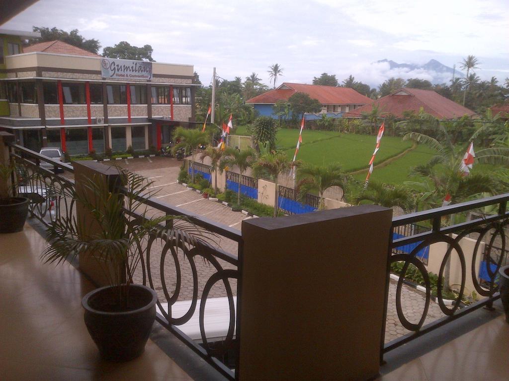 Gumilang Hotel Bogor Habitación foto